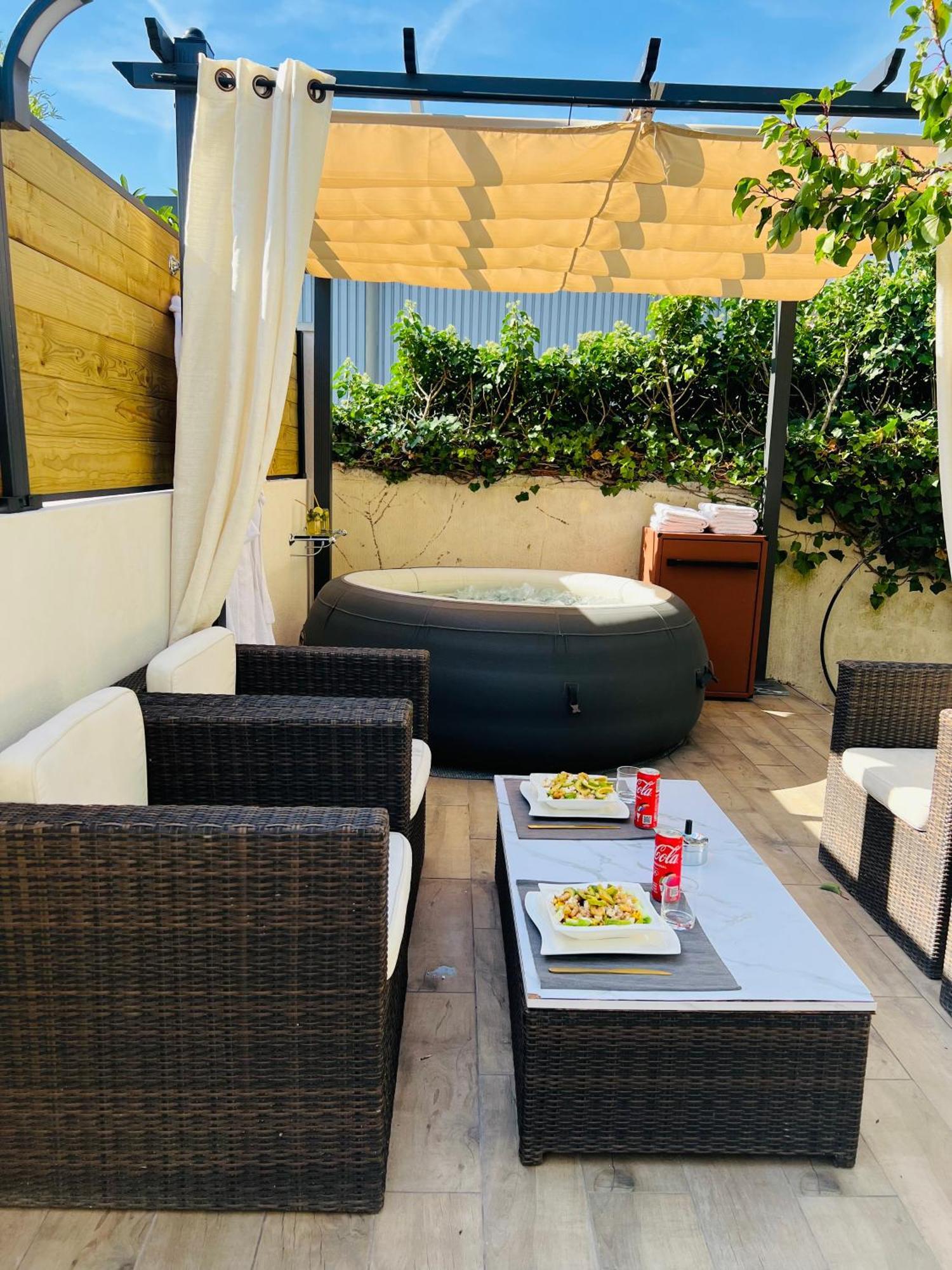 Superbe Appartement Avec Jardin Et Parking Prive Ris-Orangis Екстер'єр фото